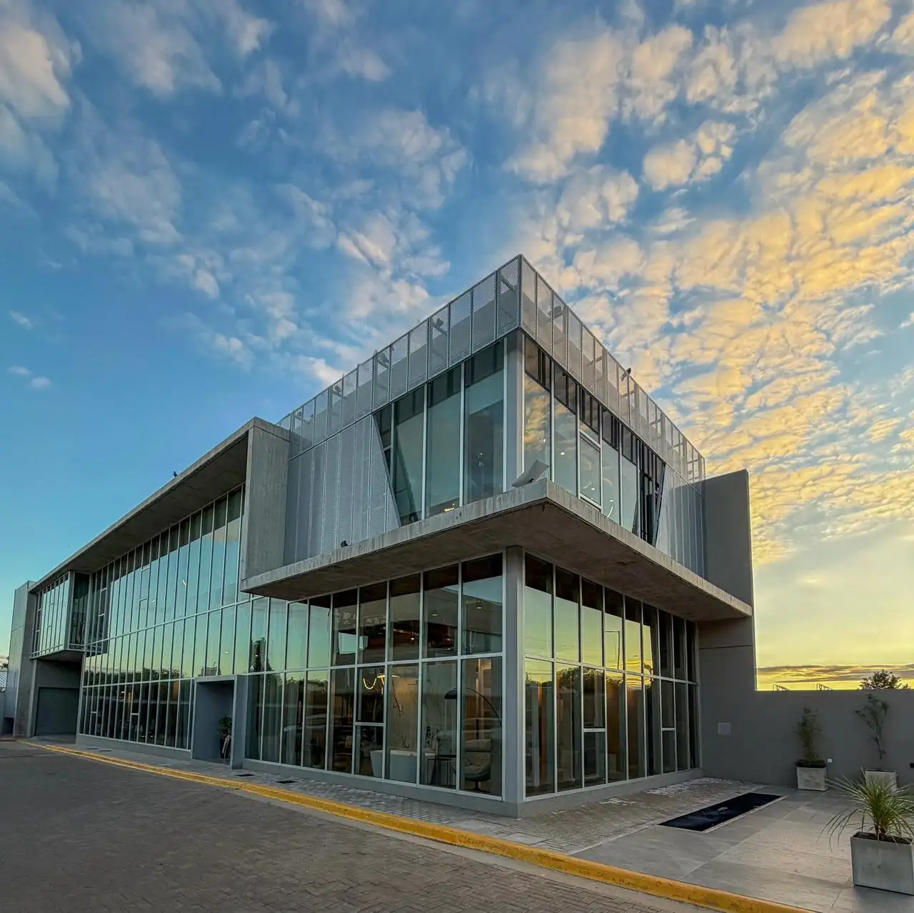 Showroom Image